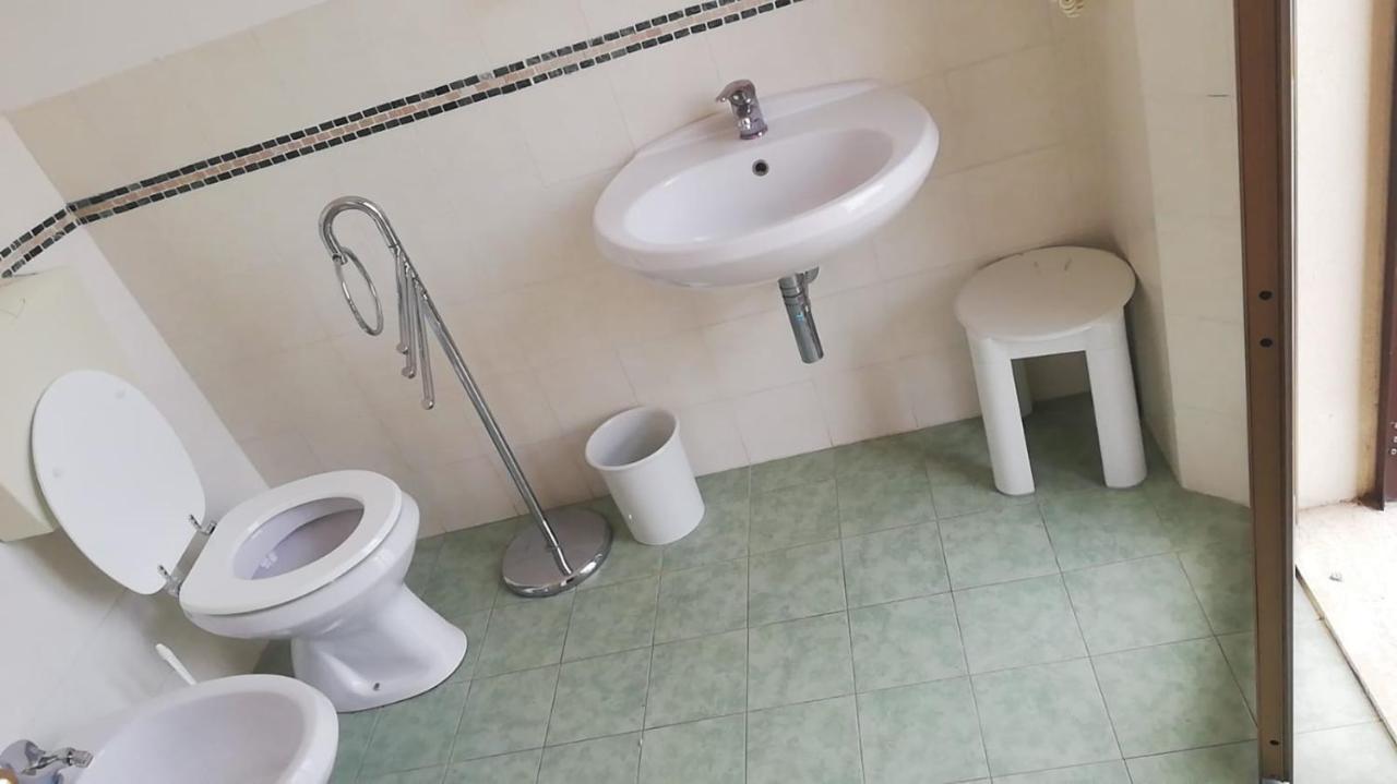 Hotel Arno Chianciano Terme Buitenkant foto