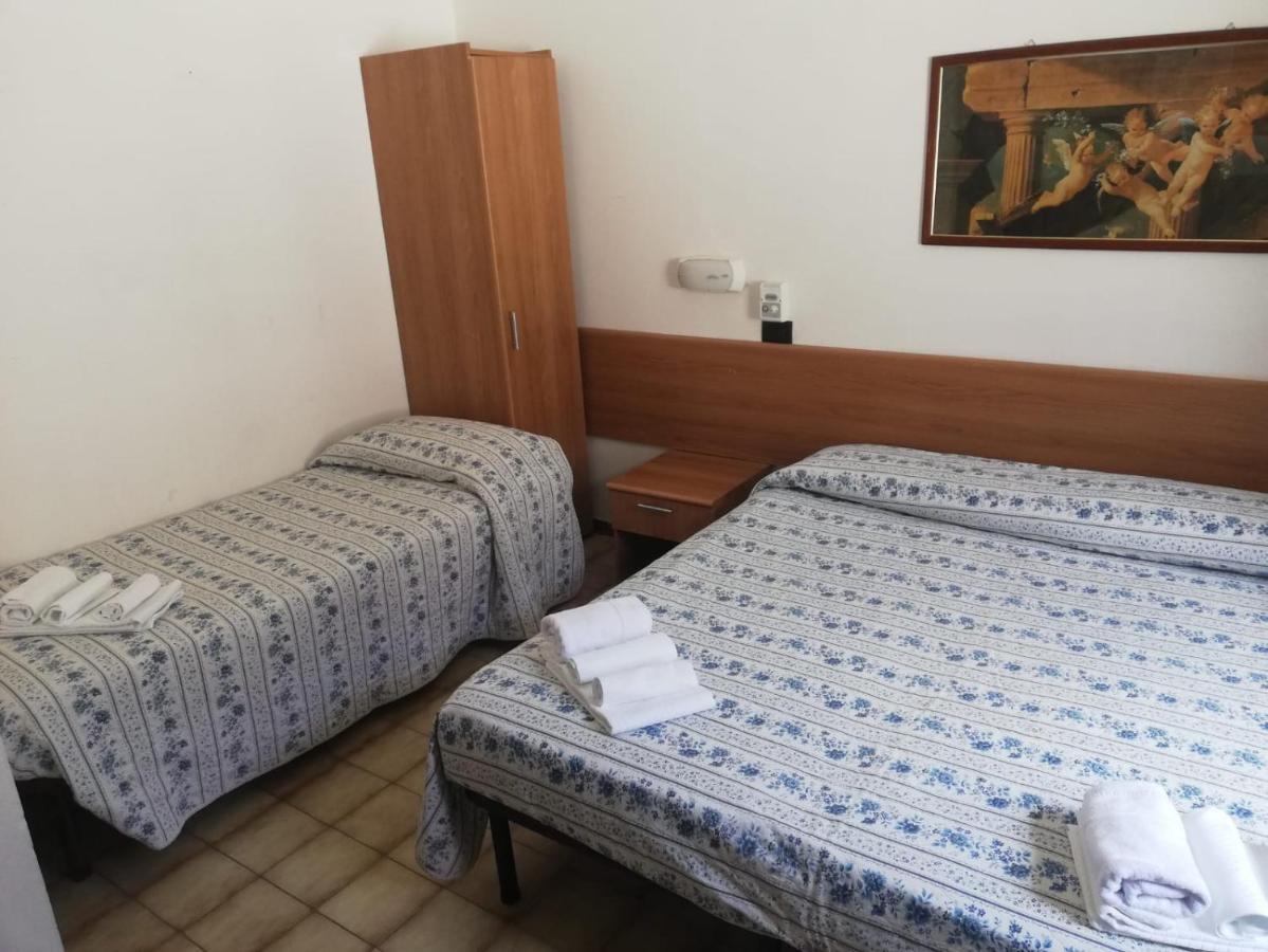 Hotel Arno Chianciano Terme Buitenkant foto