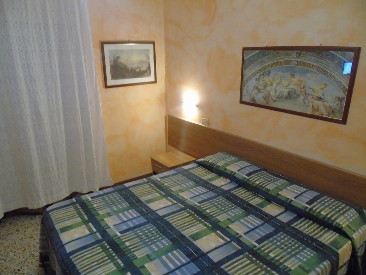 Hotel Arno Chianciano Terme Buitenkant foto